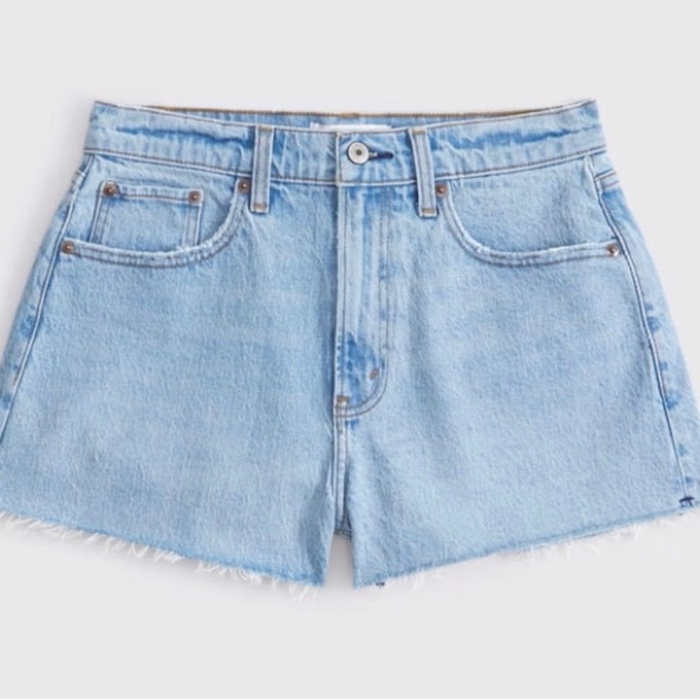 Abercrombie & Fitch Mom shorts
